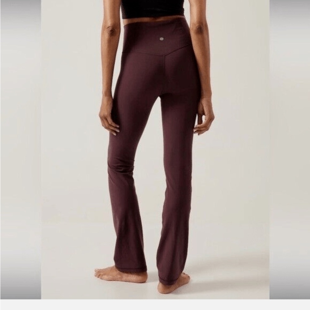 Athleta Elation Straight Leg Pant - Large - Picture 2 of 8